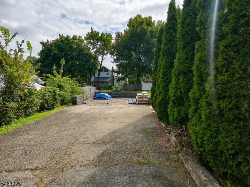 43 Chesapeake Ave
