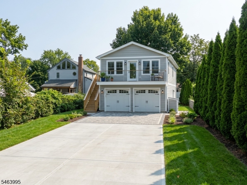 43 Chesapeake Ave