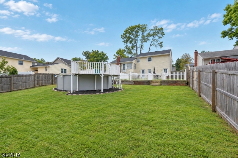 333 Foxwood Rd