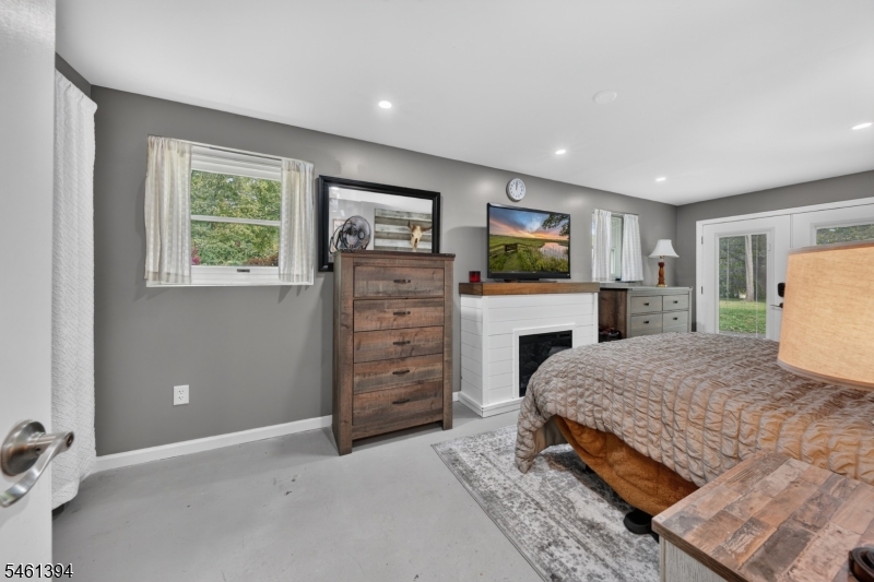 267 Ellis Rd