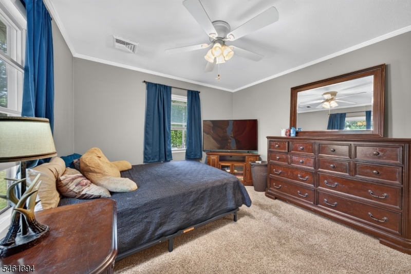 267 Ellis Rd