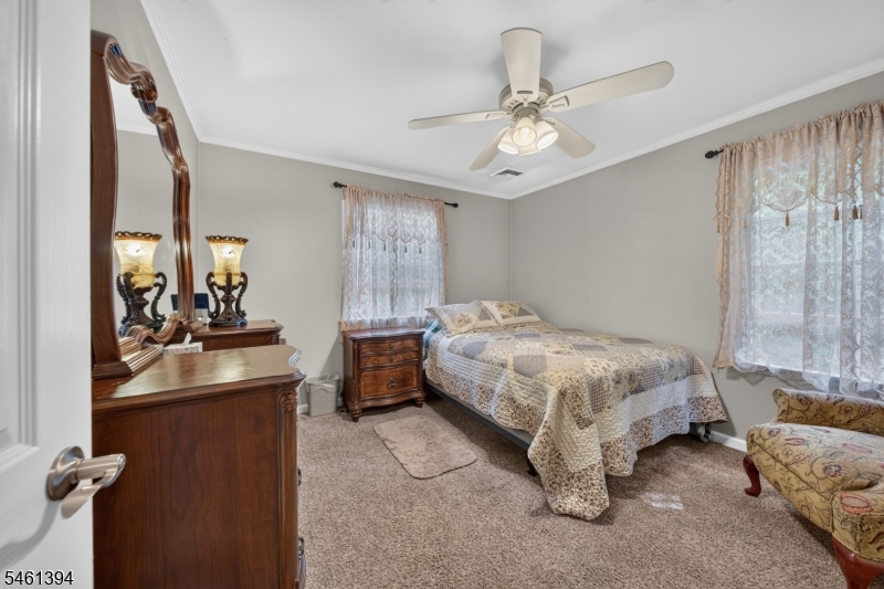 267 Ellis Rd