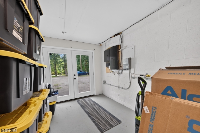 267 Ellis Rd