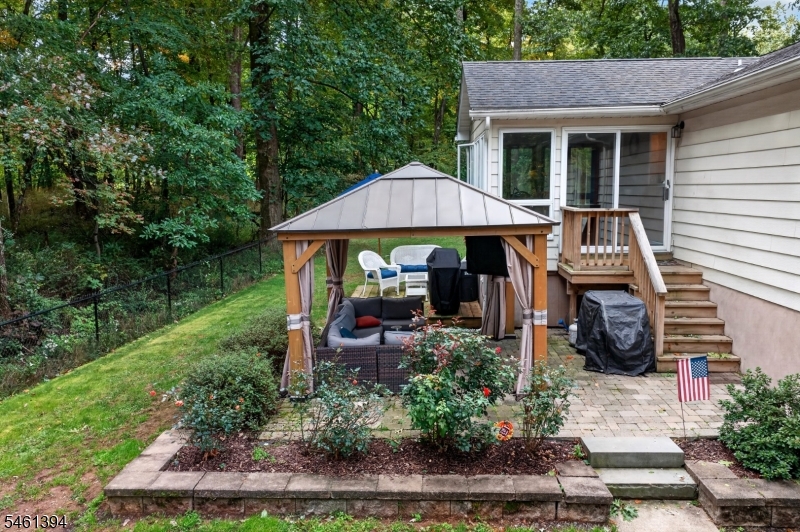 267 Ellis Rd