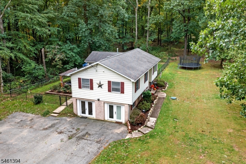 267 Ellis Rd