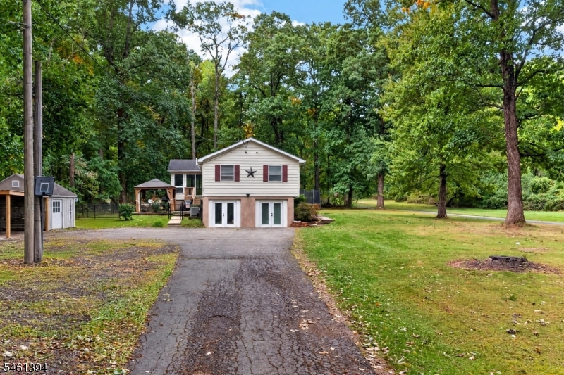 267 Ellis Rd