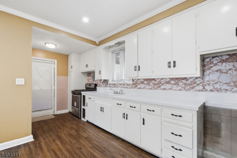 47 Durant Ave