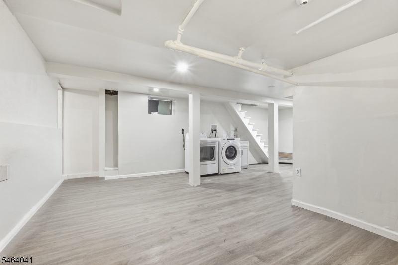 47 Durant Ave