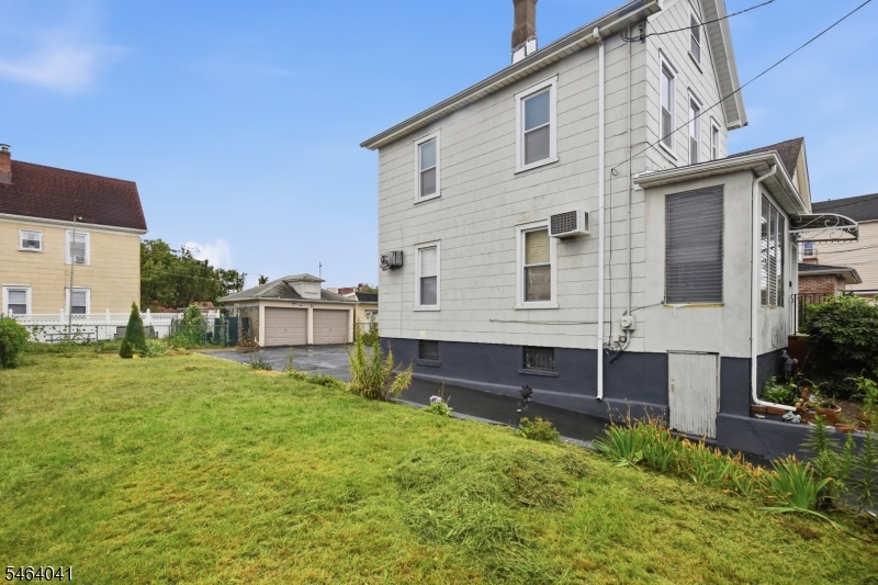 47 Durant Ave