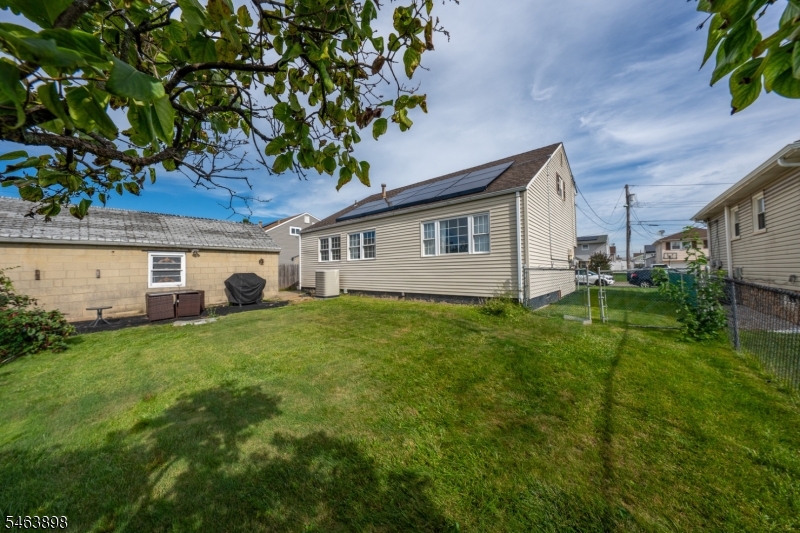 17 Patrick St