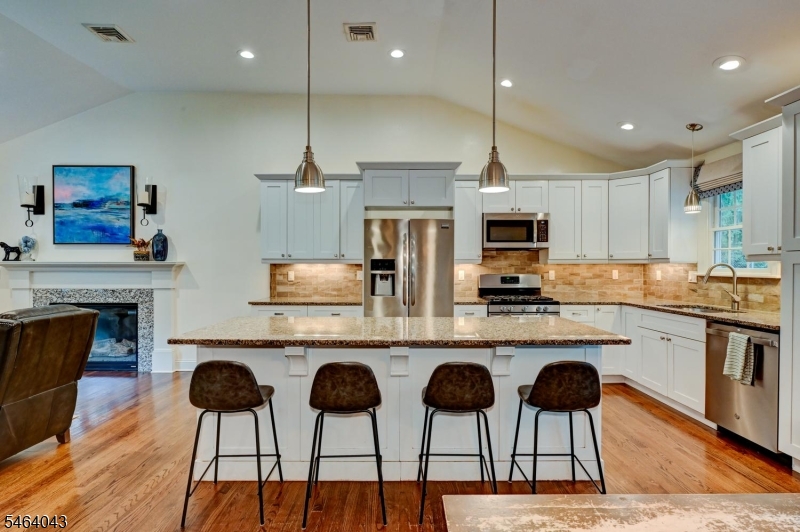 44 Northview Dr