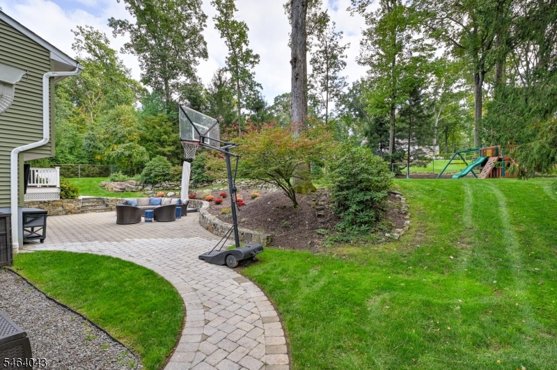 44 Northview Dr