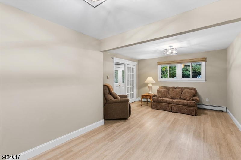 38 Old Coach Rd
