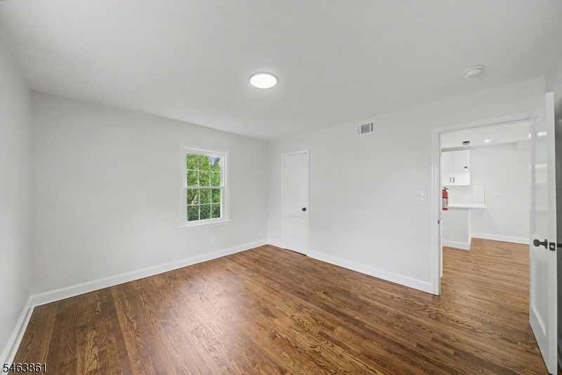 99 Burke Rd