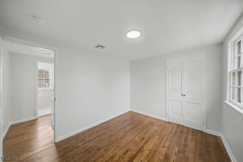 99 Burke Rd