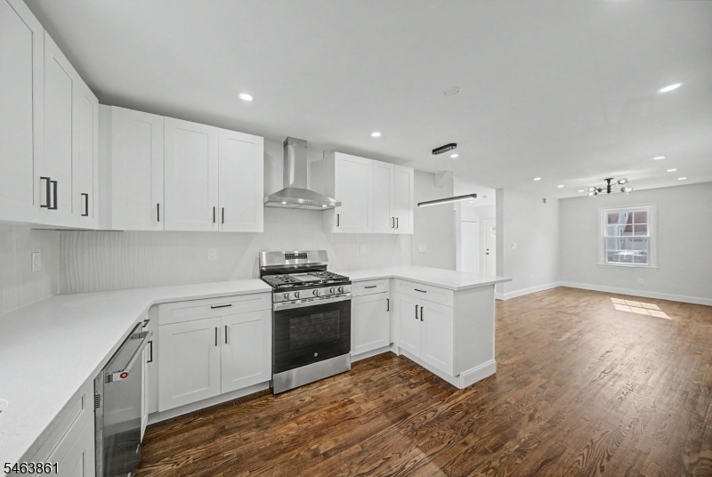99 Burke Rd