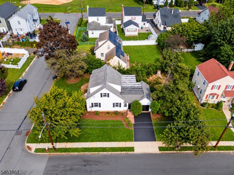 99 Burke Rd