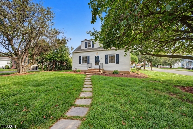 99 Burke Rd