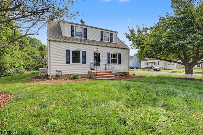 99 Burke Rd