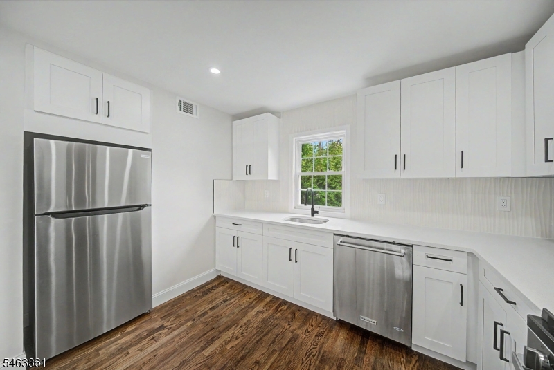 99 Burke Rd