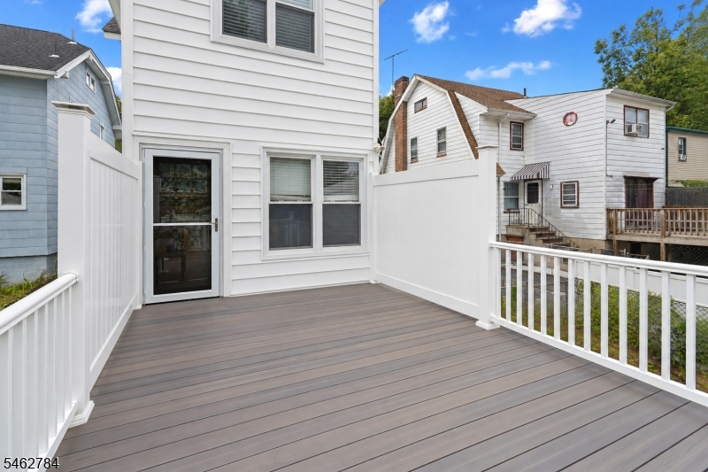 35 Clinton St