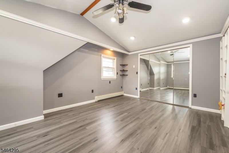 34 Meadow Ln