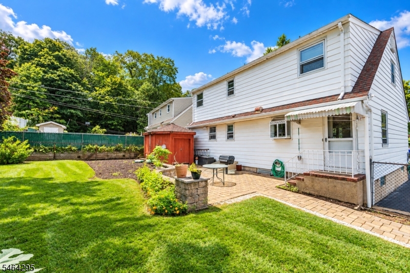 34 Meadow Ln