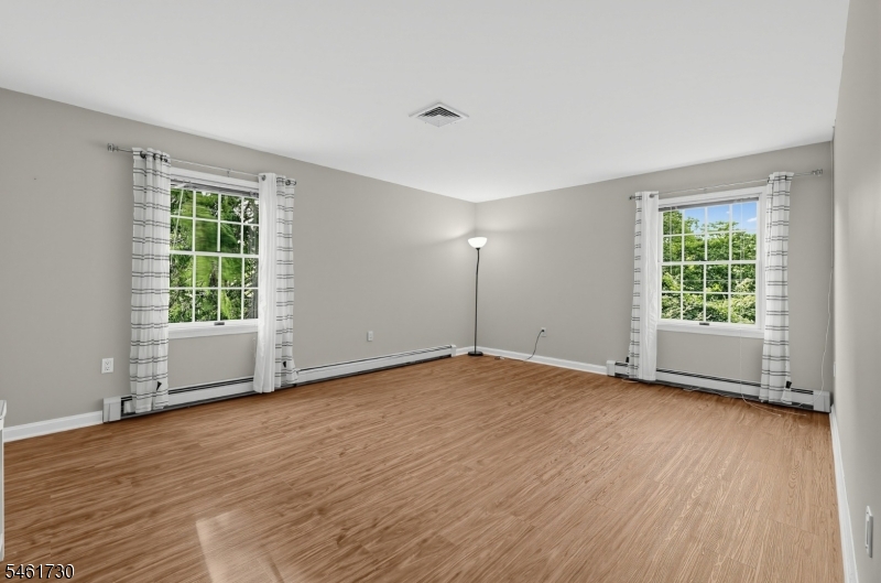 69 Brookside Rd