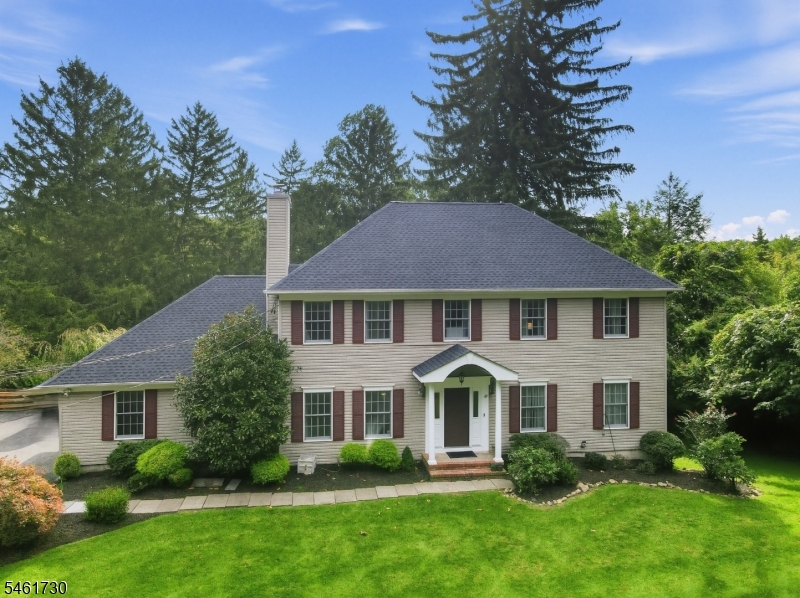 69 Brookside Rd