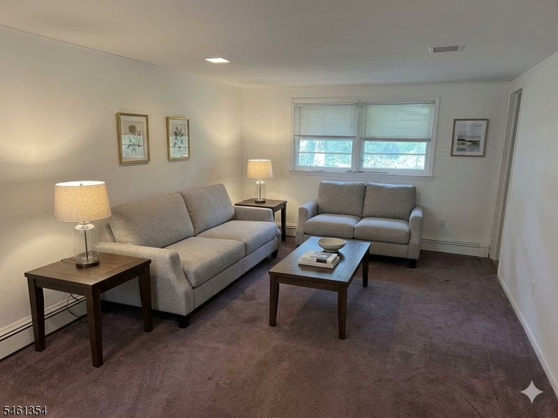 568 Stanley Pl
