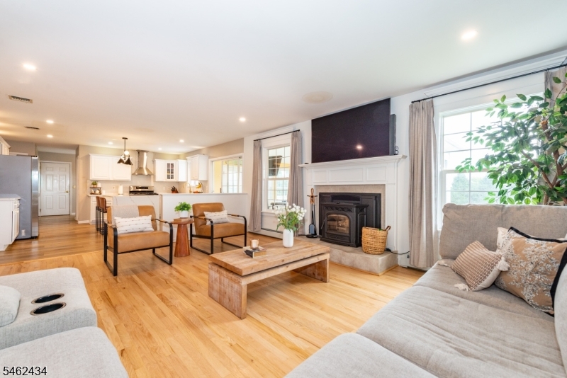 20 Carly Dr