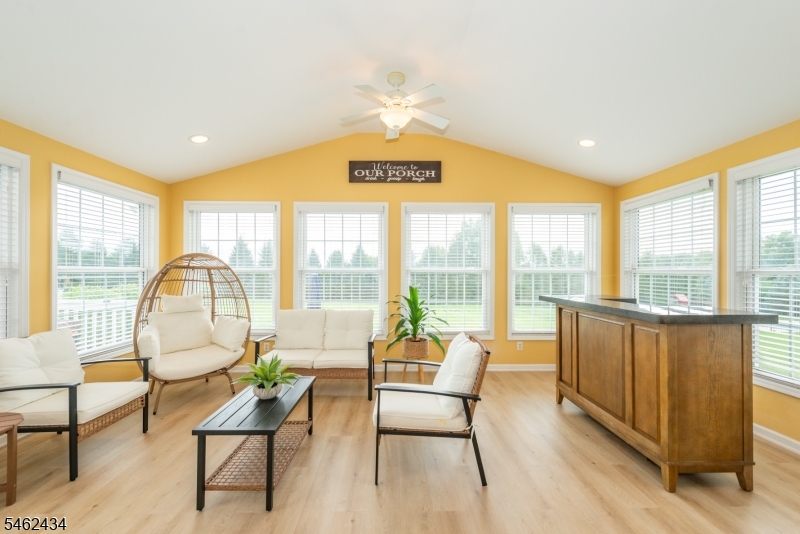 20 Carly Dr