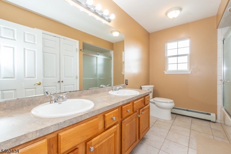 20 Carly Dr