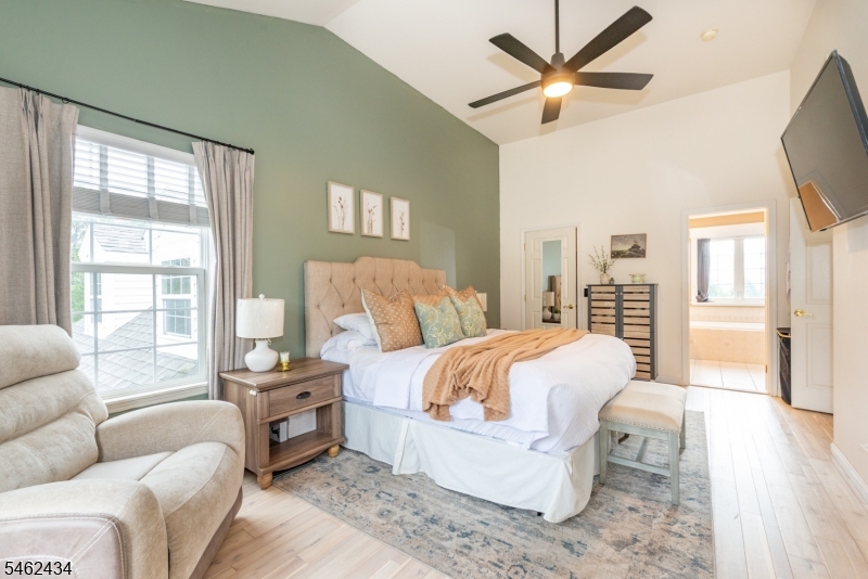 20 Carly Dr