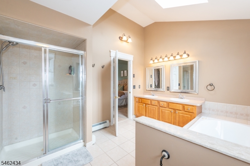 20 Carly Dr