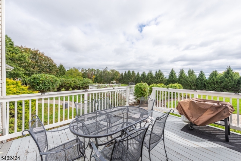 20 Carly Dr