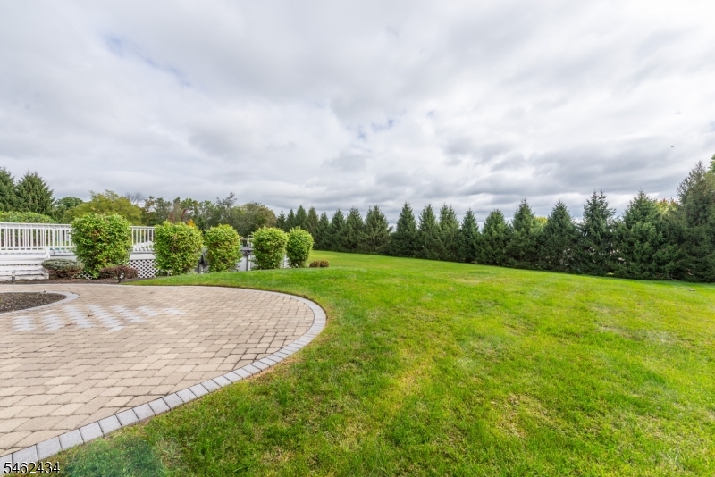 20 Carly Dr