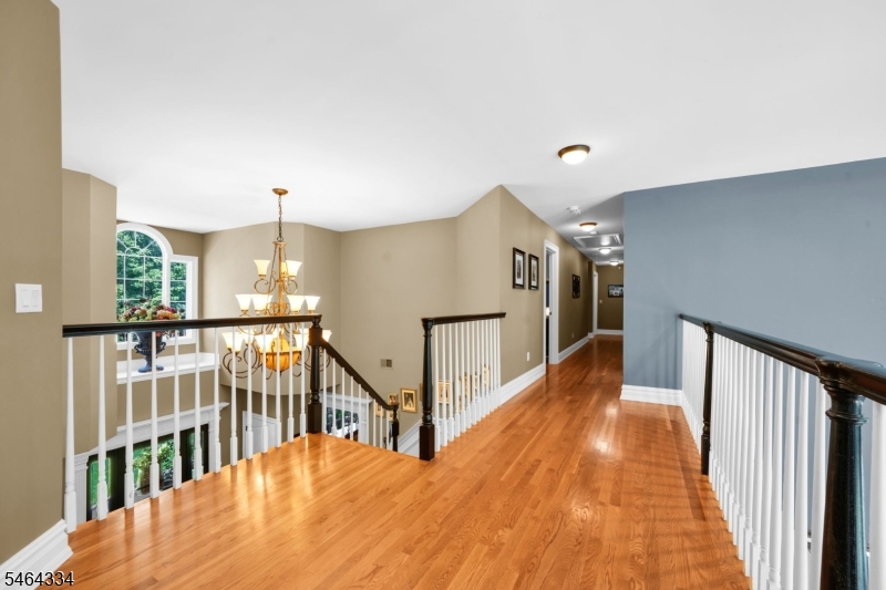 21 Reagan Way