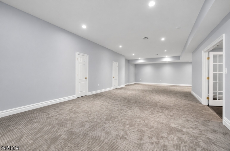 21 Reagan Way