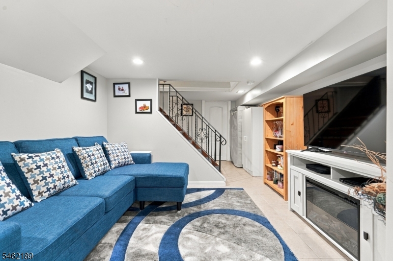 69 Avenue C