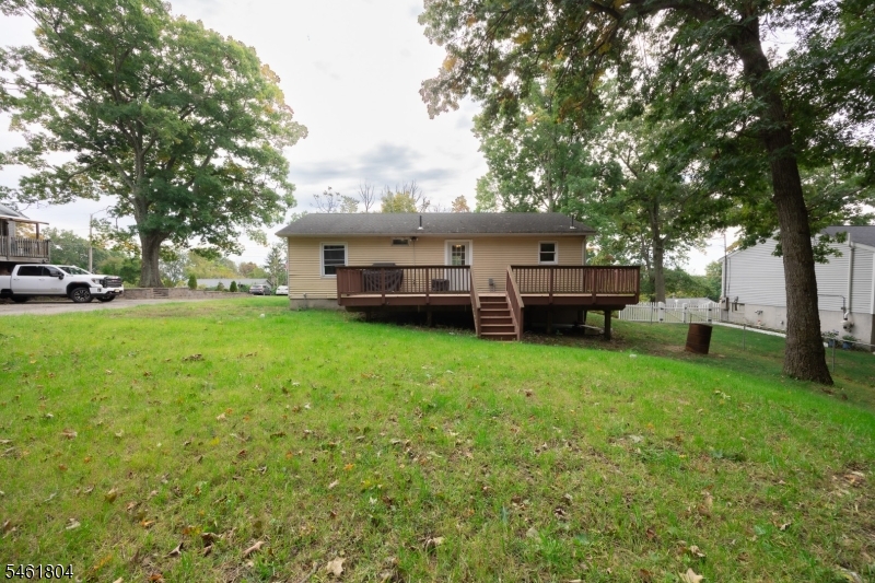 62 Summit Dr