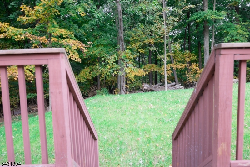 62 Summit Dr