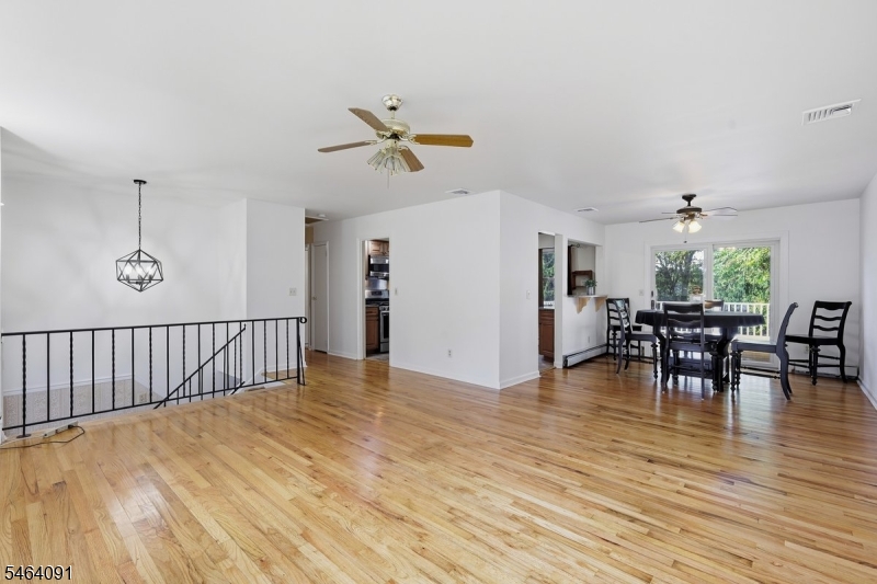 22 Hillside Rd