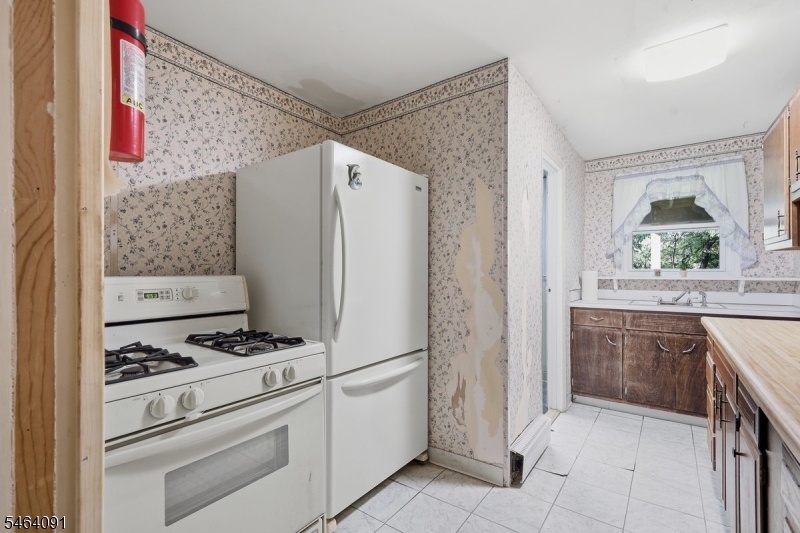 22 Hillside Rd