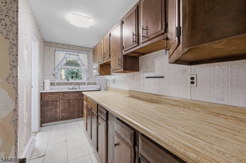 22 Hillside Rd