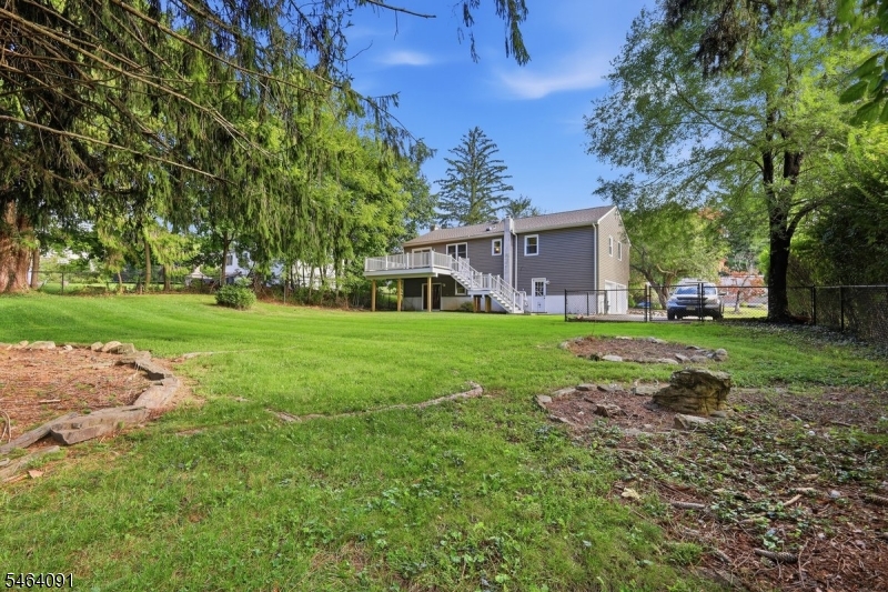 22 Hillside Rd