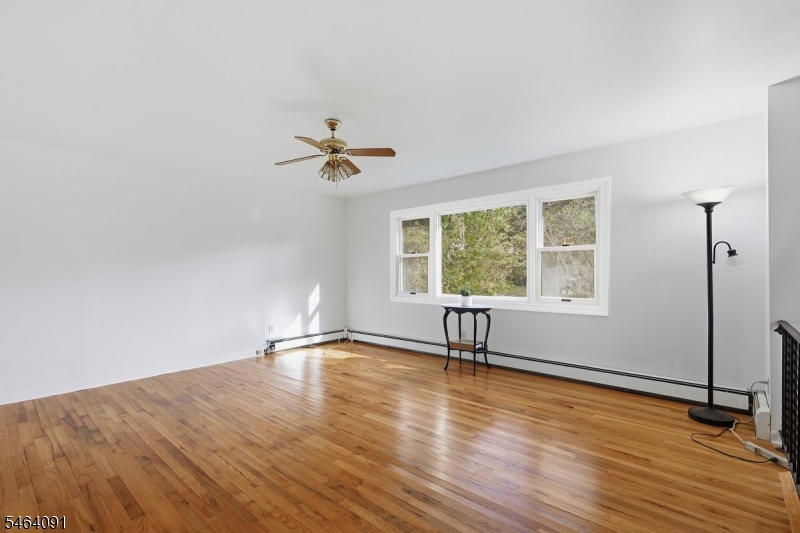 22 Hillside Rd