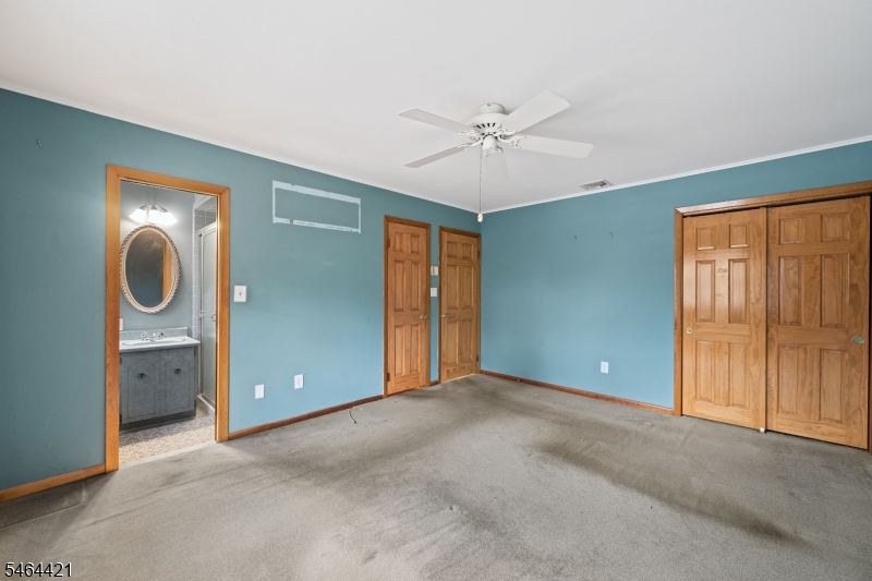 222 Vreeland Ave