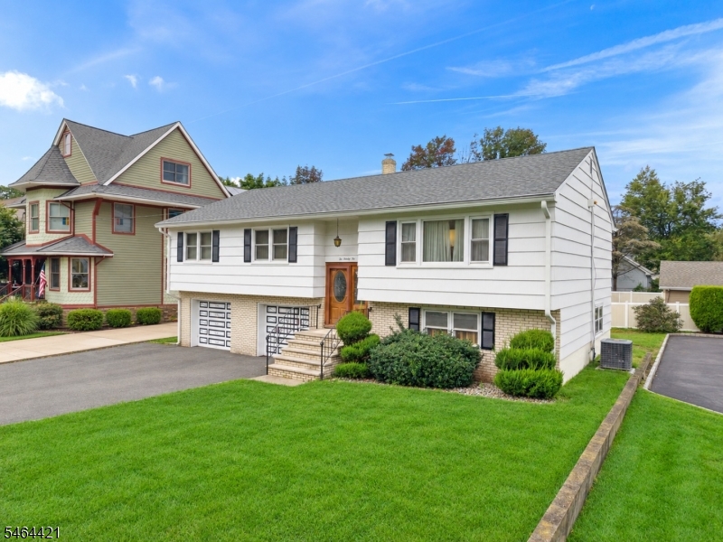 222 Vreeland Ave