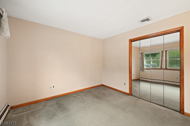 222 Vreeland Ave